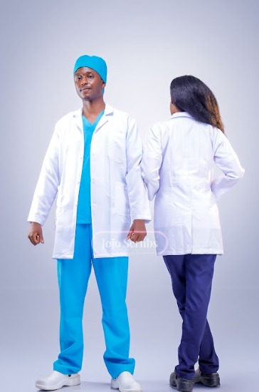 Professional Classic-Button Clinical Lab Coat