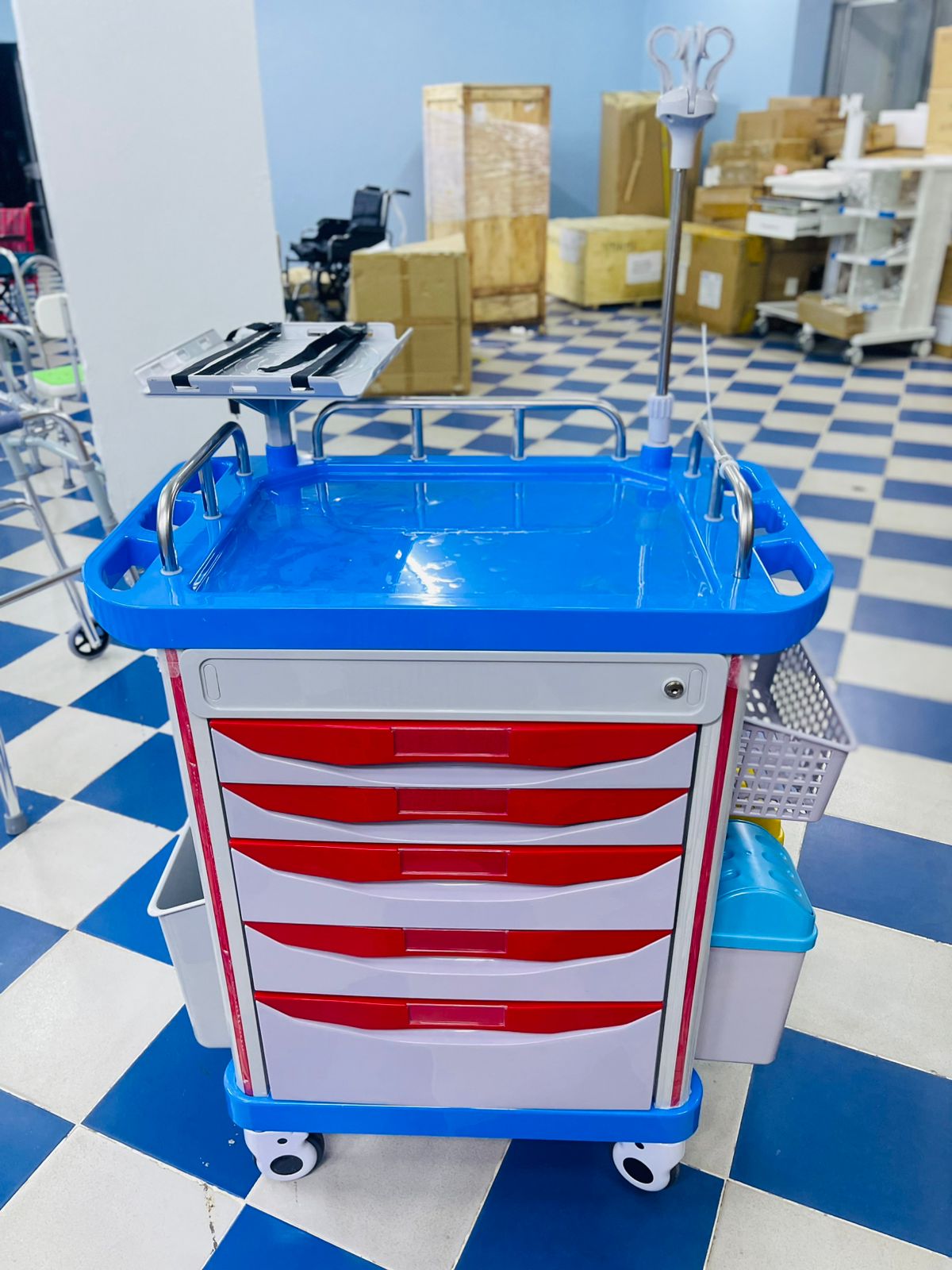 Emergency Trolley / Crash Cart