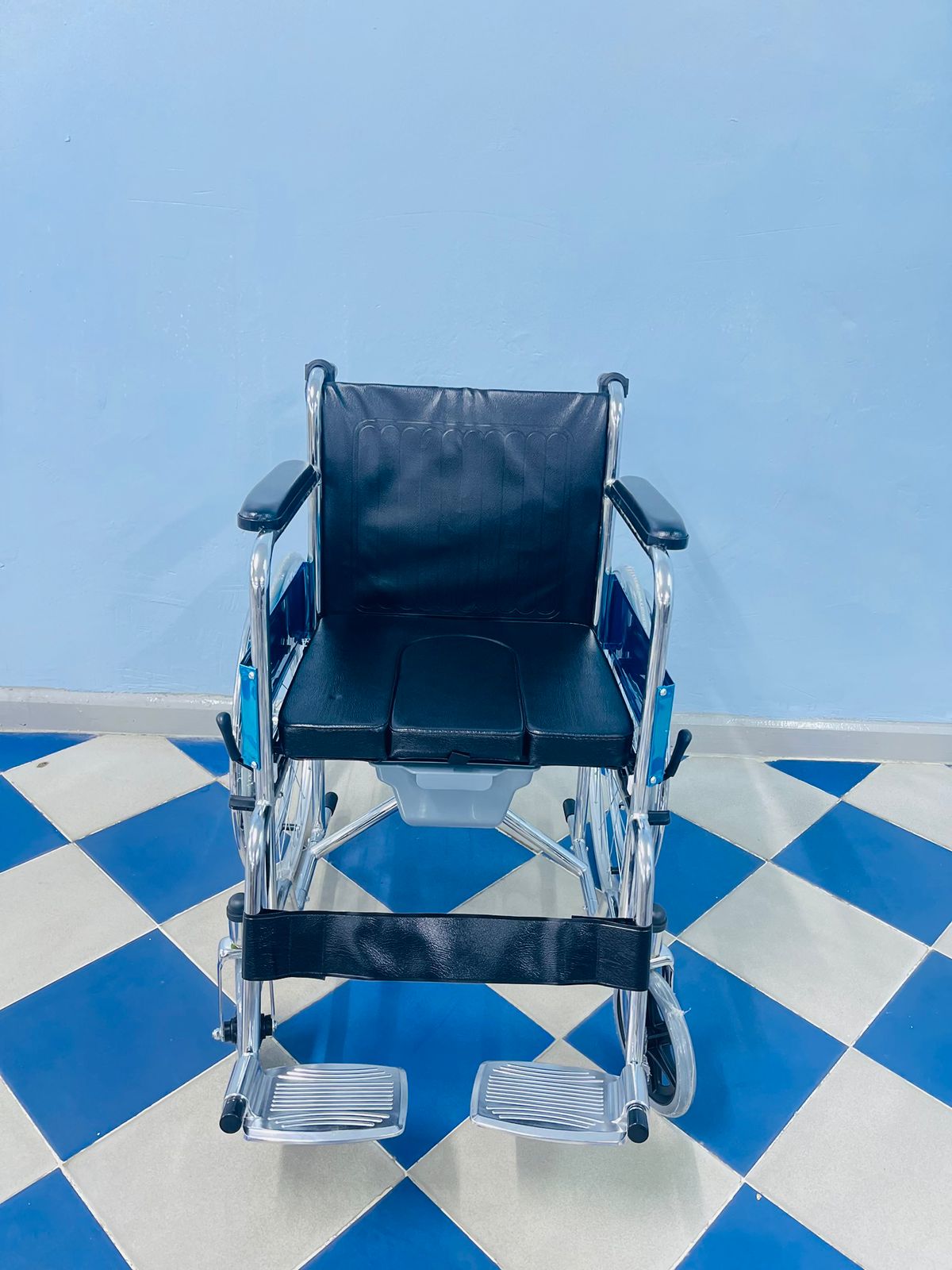 Standard Wheelchair with Commode