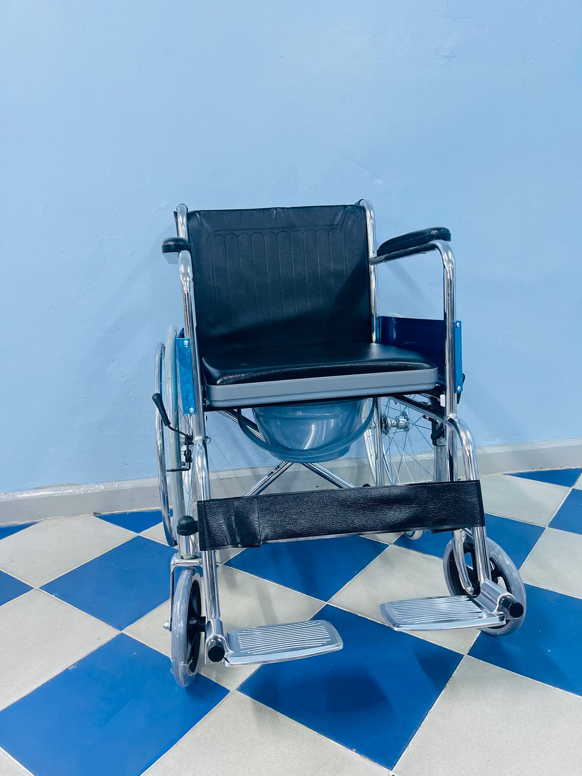 Standard Wheelchair with Commode
