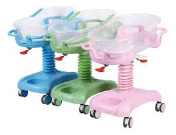 Hydraulic ABS Baby Cot – Adjustable Hospital Neonatal Bassinet